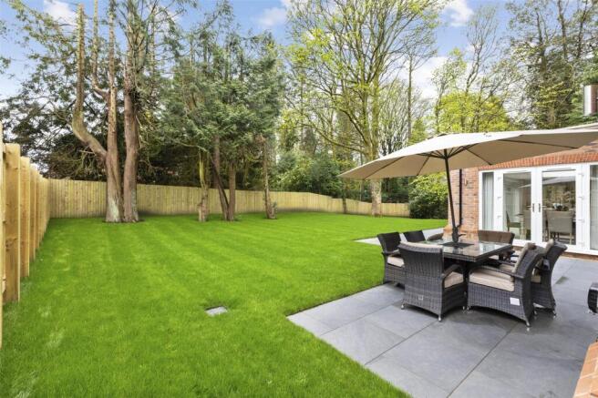 No.6 Hudson Gardens