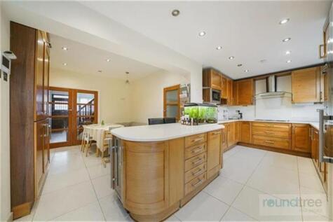 Vaughan Avenue, Hendon NW4