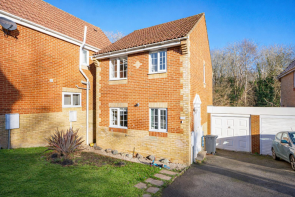 11, Monarch Gardens, St. Leonards-on-sea TN37 7EW