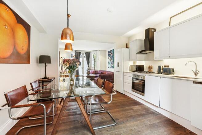 Kitchen/Dining Area