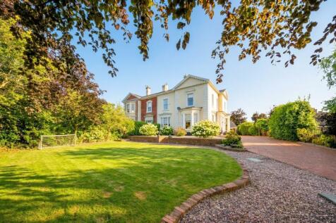 Westcliffe Road, Birkdale, PR8