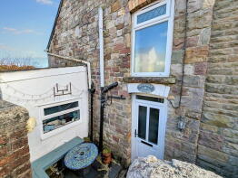 38, Heol Tawe, Abercrave, Swansea SA9 1XR