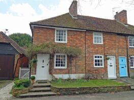 4, Nursery Cottages, Blackstone Street, Henfield BN5 9TD