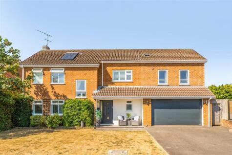Old Forge Close, Lytchett Minster, Poole