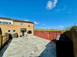 31, Ferndale, Eaglestone, Milton Keynes MK6 5AE