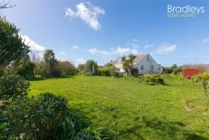 Sunnycroft, Road From Bosvine To Brew Farm, Penzance TR19 7AP