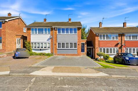Poplicans Road, Cuxton, Rochester, Kent, ME2 1EJ