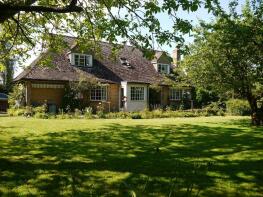Spindles, Pebmarsh Road, Bures CO8 5HH