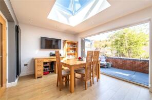 4, Demelza Close, Cuxton, Rochester ME2 1ED