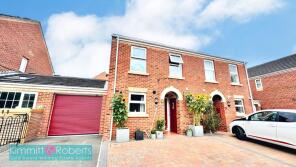 25, Charlton Court, Durham DH6 5FB
