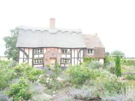 Charity Farm Cottage, Low Street, Bungay NR35 1QX