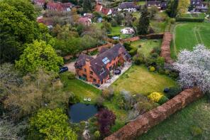 Field Close, Wood Lane, Kidmore End, Reading RG4 9BB