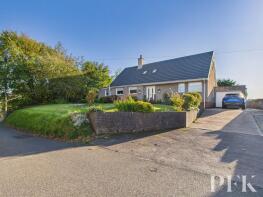 Leacrest, Keys Brow, Workington CA14 5RR