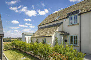 10, Windrush Heights, Burford OX18 4BF
