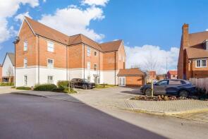 Flat 4, 20, Royal Crescent, Kings Hill, West Malling ME19 4SX