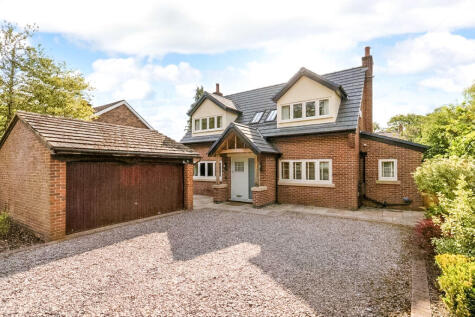 Oakwood, Flash Lane, Rufford, L40 1SN