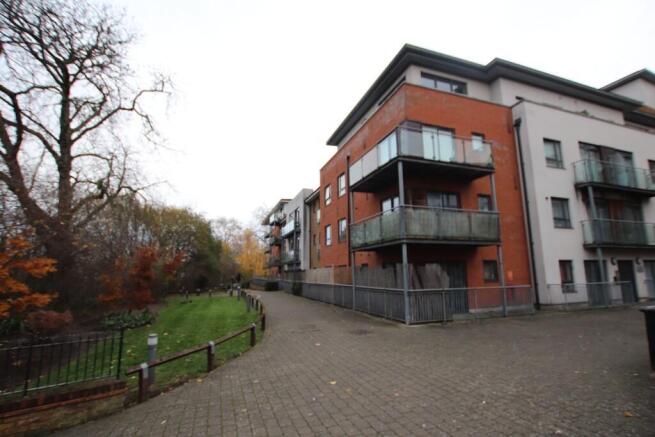 1 bed flat for sale