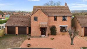7, Mill View Gardens, Brigg DN20 8SY