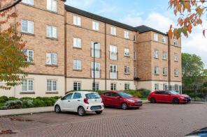 27, Weald House, Birch Close, Huntington, York YO31 9PR