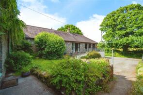 Y Bwthyn, Broad Oak, Carmarthen SA32 8QS