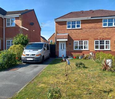 Marlowe Close, Ettiley Heath, Sandbach