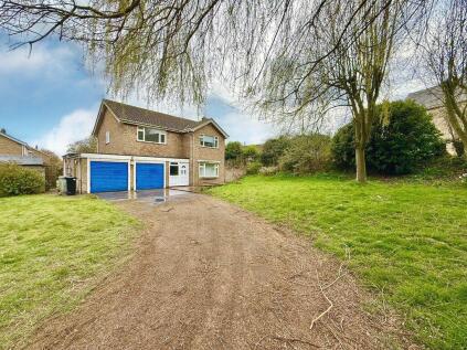 Large Corner Plot - Excellent Modernisation Project