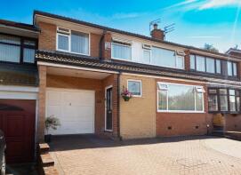 17, St Giles Drive, Hyde SK14 2ST