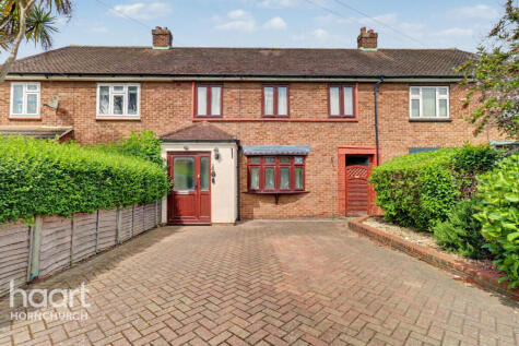 Ambleside Avenue, Hornchurch