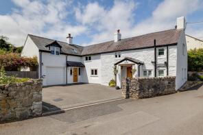 Brythonfa, Pen Y Fron Road, Mold CH7 5EG