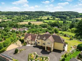 Meads, Gloucester Road, Pitchcombe, Stroud GL6 6LP