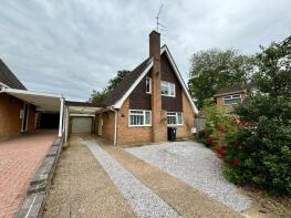 7, Elm Way, Northampton NN7 2BT