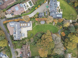 11 Rochester House, Oakwood Road, Virginia Water GU25 4RZ
