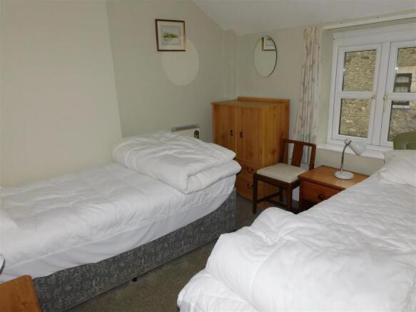 Rose Cot Bed2A.JPG