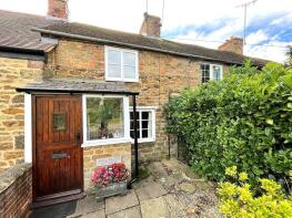 Hollybush Cottage, Banbury Road, Daventry NN11 6XY