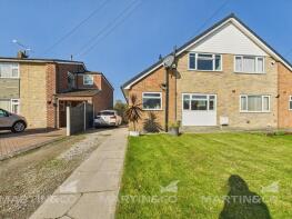 10, Manor Close, Norton, Doncaster DN6 9DJ