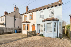 11, Badshot Lea Road, Badshot Lea, Farnham GU9 9JR