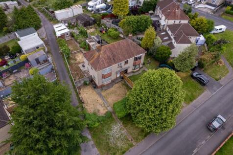Valley Road, Mangotsfield, BS16