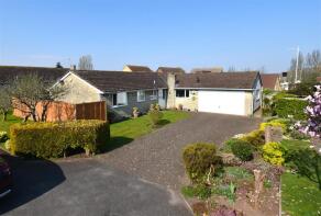 Applewood, Main Road, Bristol BS35 5SD