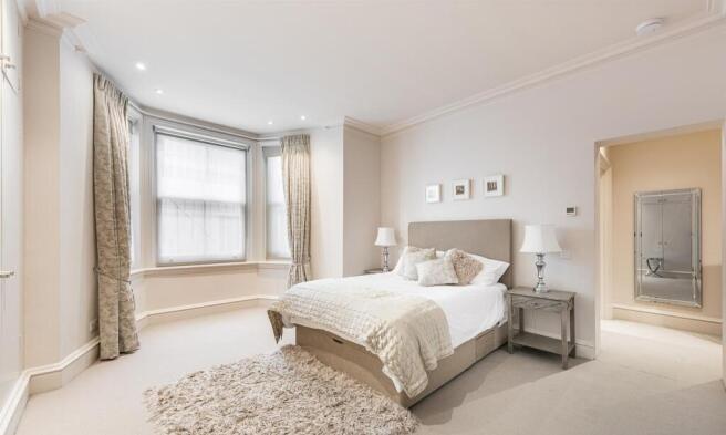 Redcliffe Square 6_22-11-2. Low Res.jpg