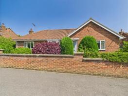 24 Midways, Chantry Meadows, Driffield YO25 4RB