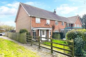 1, Maynards Lodge, Crossbush Lane, Crossbush, Arundel BN18 9PQ