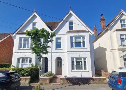 Foreland Road, Bembridge, Isle of Wight, PO35 5XW