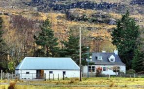 8 Struan Cottage, Annat, A896 Torridon Junction - West Lodge Access, Achnasheen IV22 2EU