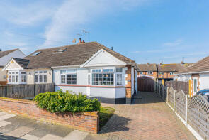 75, Dulverton Avenue, Westcliff-on-sea SS0 0HP