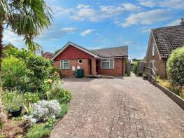 32, Meadow Way, Westergate, Aldingbourne PO20 3QT