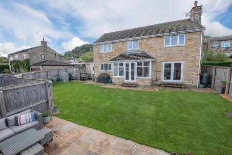1 Cricketers Walk, Steeton BD20 6QH