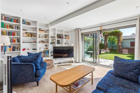 John Hunter Avenue, London, SW17