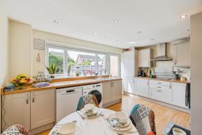 70, Riversfield Drive, Uttoxeter ST14 5LN