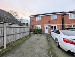 Keepers Lodge, Hailes Meadow, Stowmarket IP14 3PS