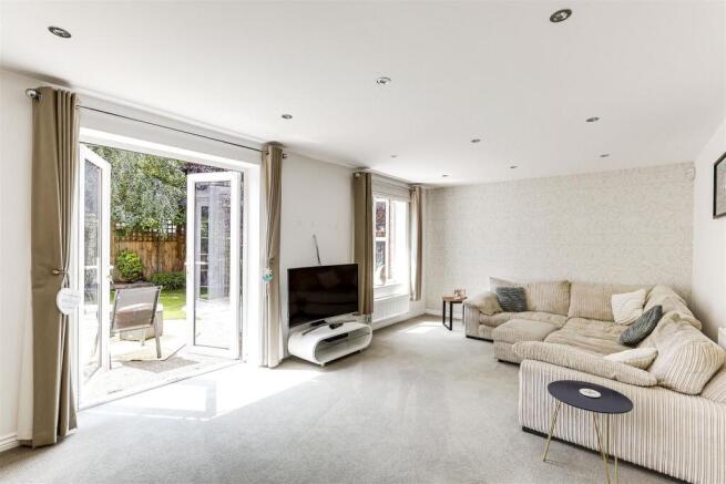 Sitting Room.JPG